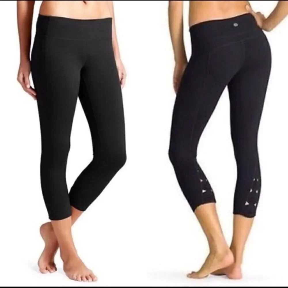 Athleta Power X's and O's Lace Calf Leggings Black M